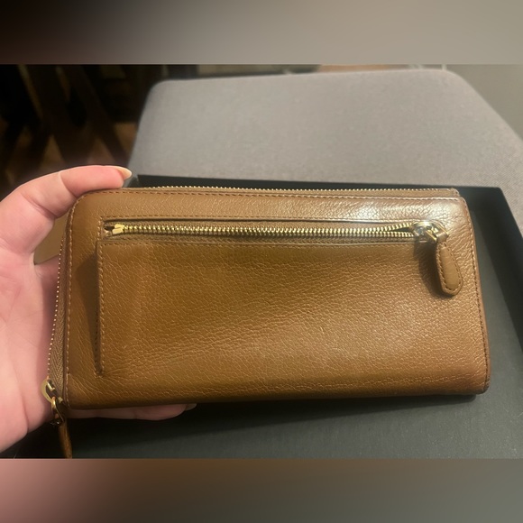 Prada beige large zippy wallet - Picture 2 of 12